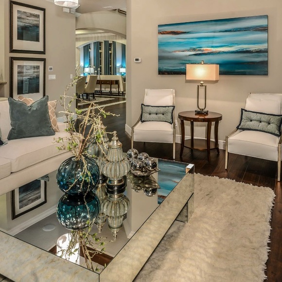 Meet your Posher - Picture 1 of 1